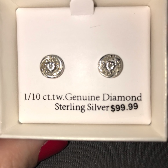 LAST CHANCE: Circle diamond earrings - Picture 2 of 2